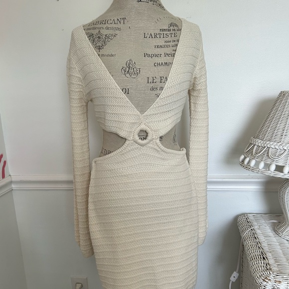 NWT Forever 21 cream cutout knit dress - Picture 4 of 6